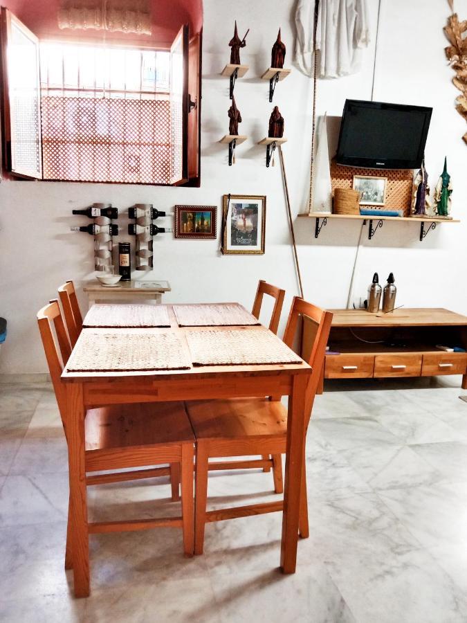 Centro Jerez Suite - Flamenco Apartment เฮเรซ เด ลาฟรอนเตรา ภายนอก รูปภาพ
